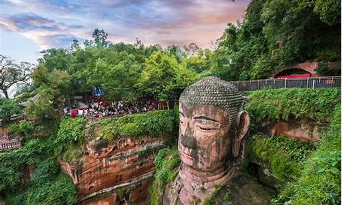 乐山大佛峨眉山自由行_乐山大佛峨眉山旅游攻略一日游